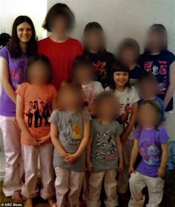 Turpin Parents Planned To Have 14th Baby While Starving & Chaining Up Their Other 13 Kids