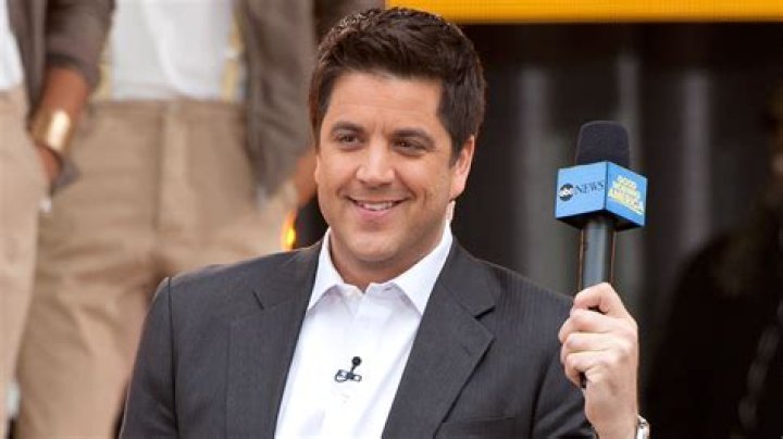 What Is Josh Elliott Doing after CBS News Fired Him? — His Salary and Career Details