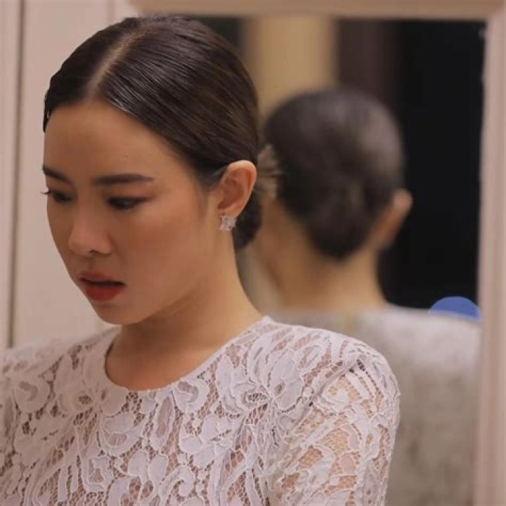 Who is Cris Horwang Dating Now?