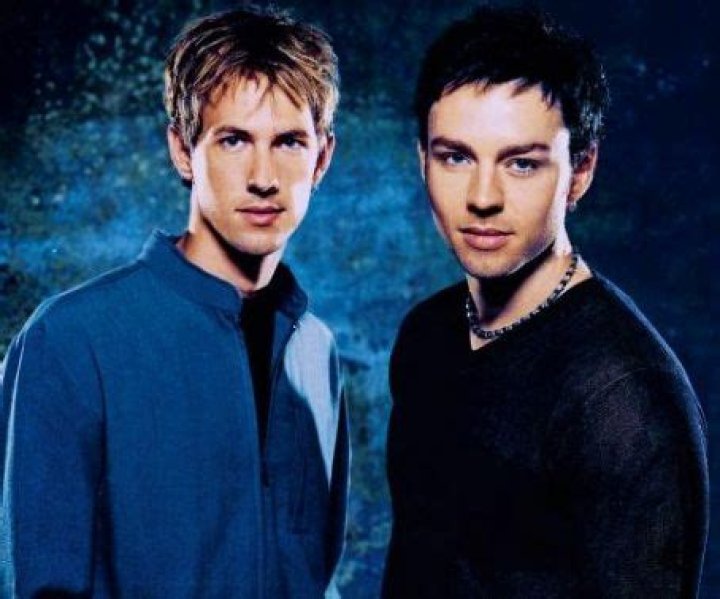 Who is Darren Hayes Dating Now?
