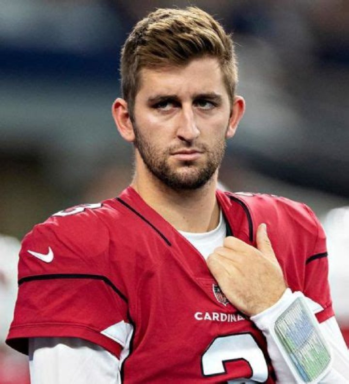Who is Josh Rosen Dating Now?