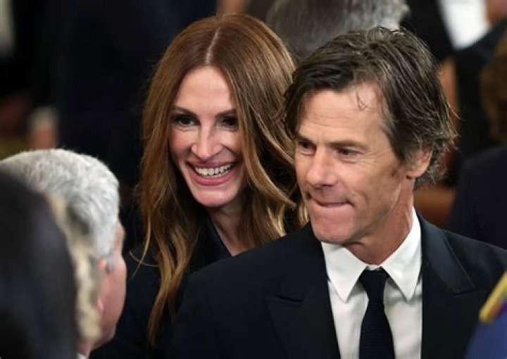 Who is Julia Buchler Dating Now?