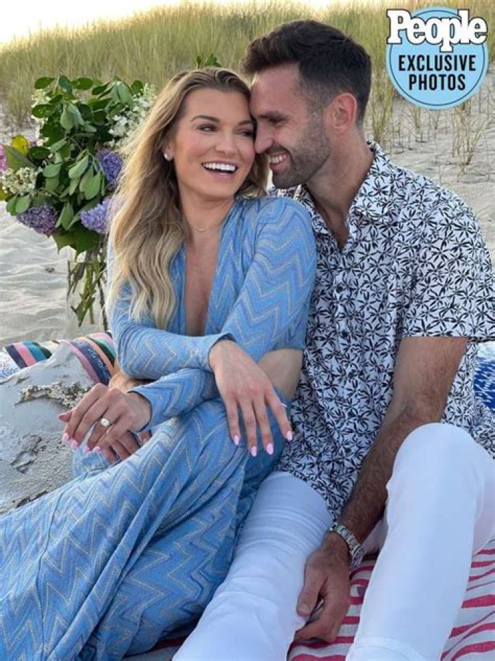 Who is Lindsay Hubbard Dating Now?