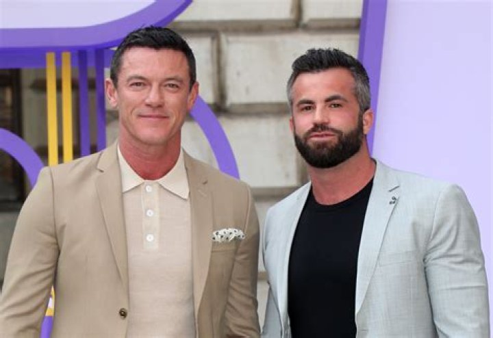Who is Luke Evans Dating Now?