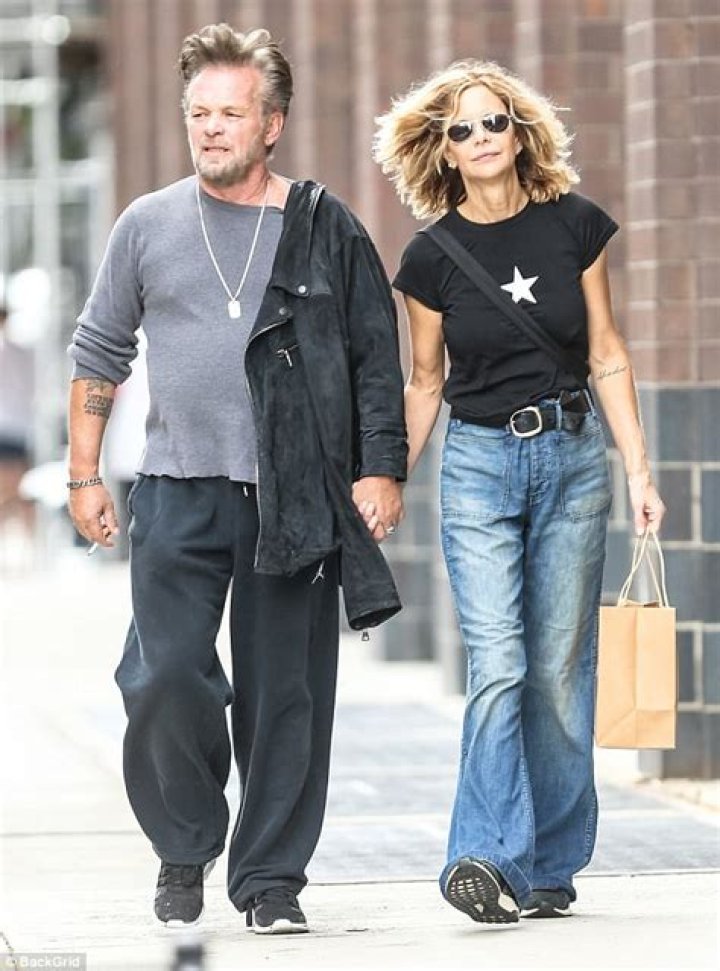 Who is Mark Ryan Dating Now?