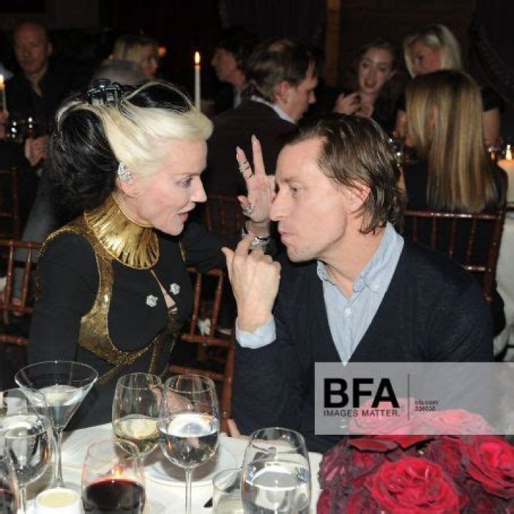 Who is Paul Haggis Dating Now