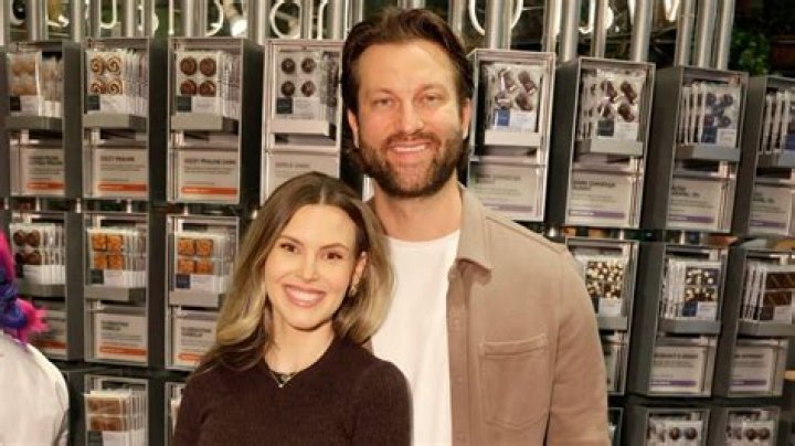 Who is PixelDip Dating Now?