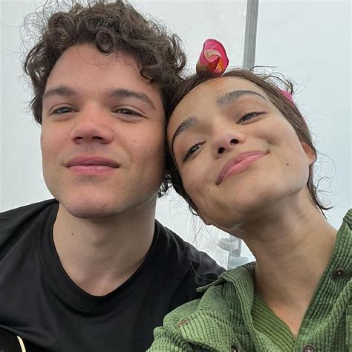 Who is Rachel Zegler Dating Now?