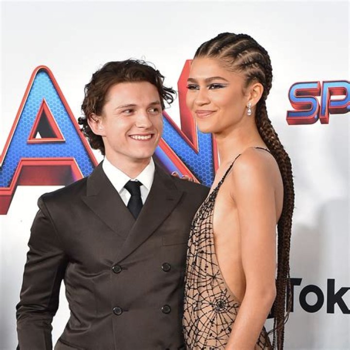 Zendaya Says This ‘Refreshing’ Toner ‘Has a Nice Scent’ & It’s Under $10